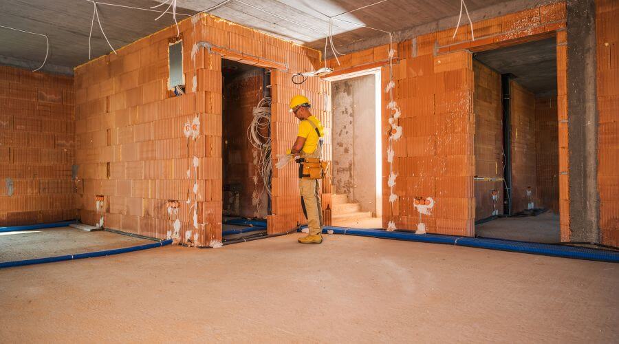 Professional Emergency Roof Repairs services in Tanana, AK
